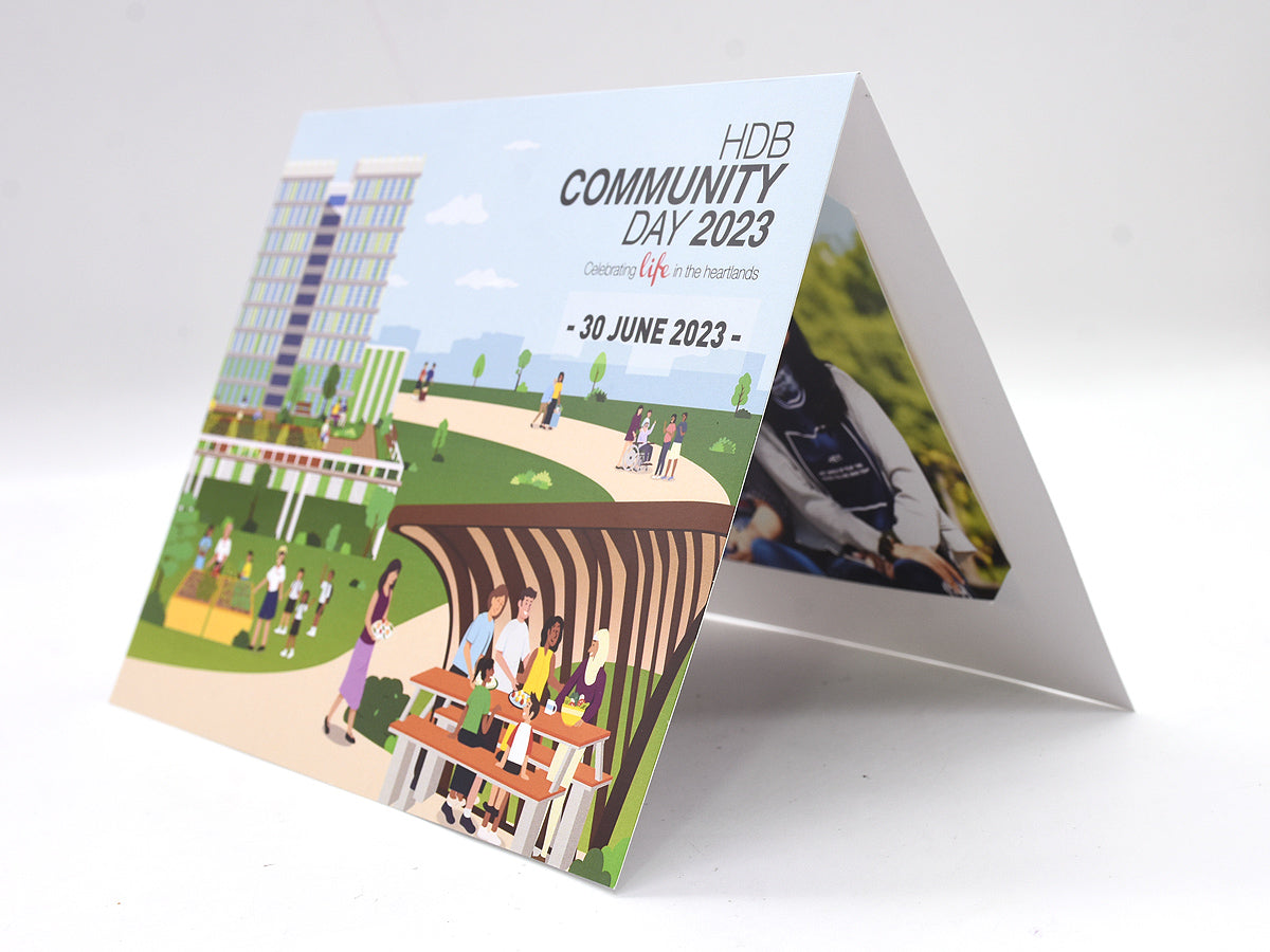 4R Printed Flip-Open Photo Holder