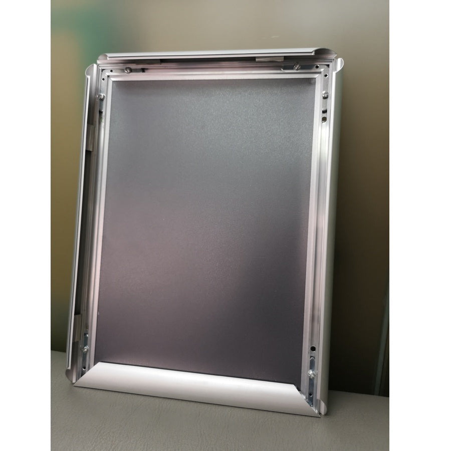 Square-corner aluminium front-opening snap frame, silver