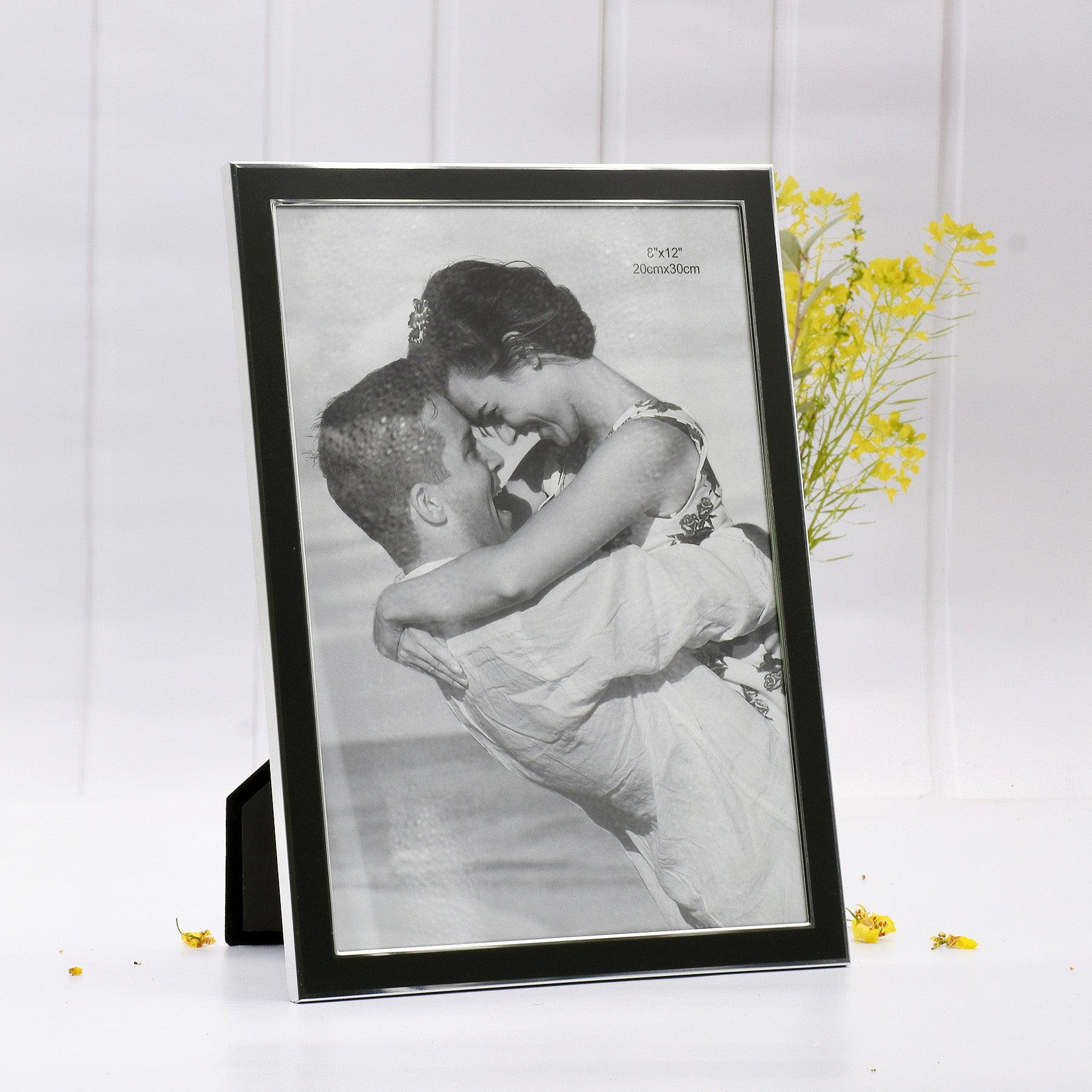 S8R Black Aluminum Framed Print