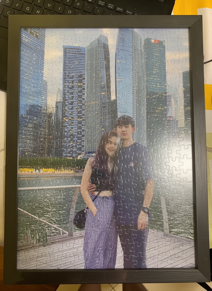 A3 300-piece photo jigsaw puzzle, portrait, black frame