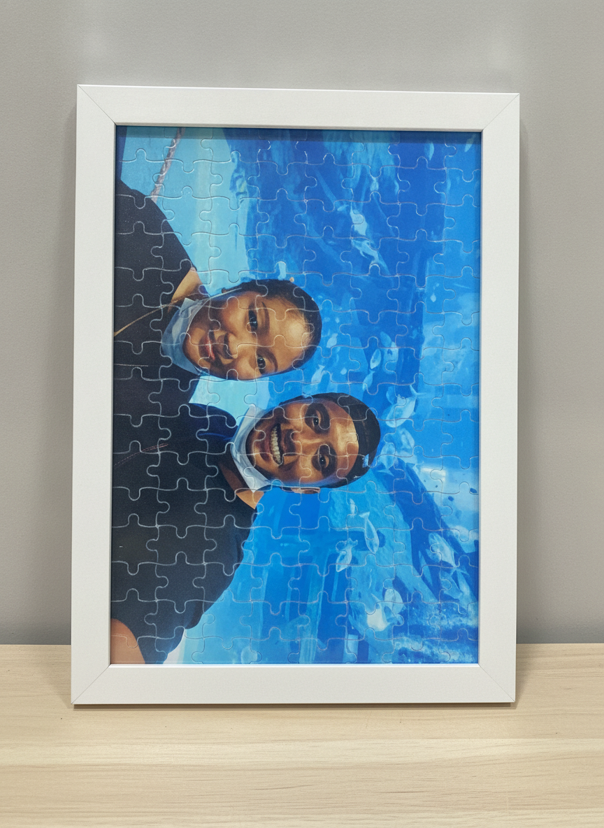 A4 120-piece photo jigsaw puzzle, portrait, white frame