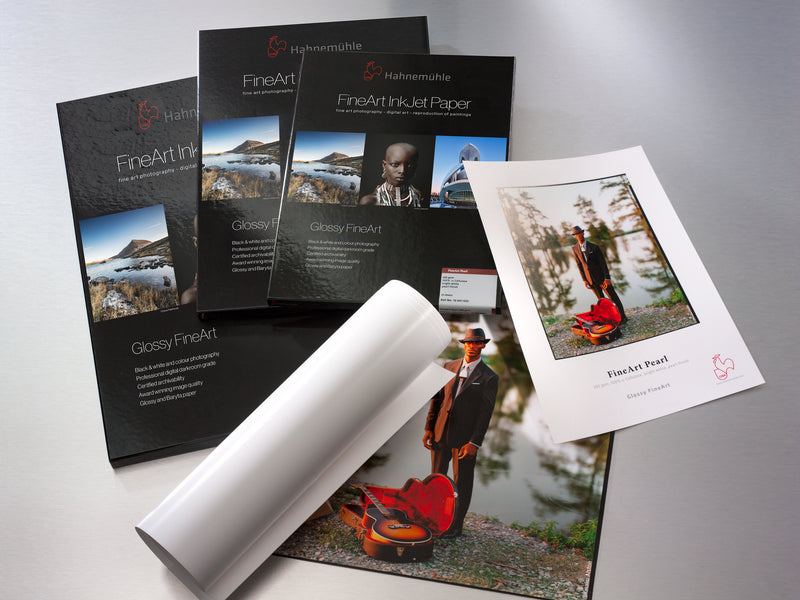 Hahnemühle FineArt Pearl 285 prints with the paper roll and box, image from Hahnemühle